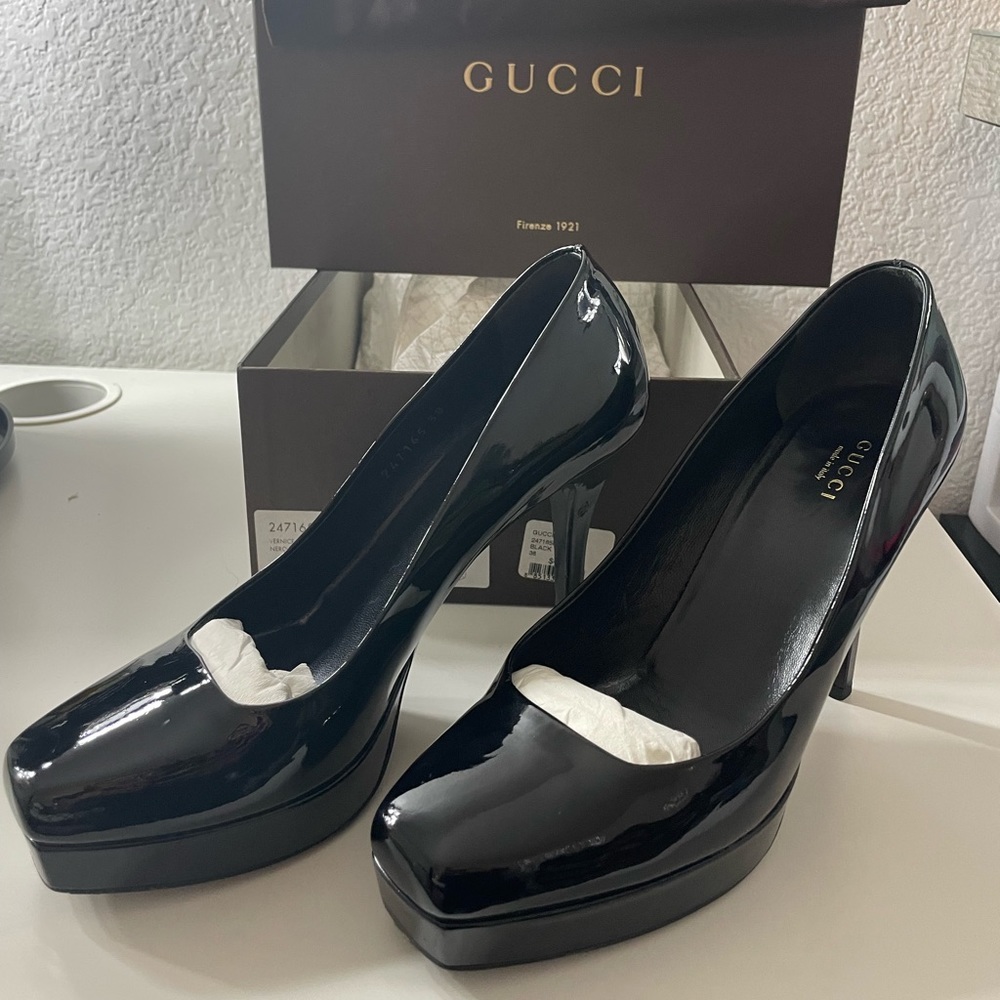 Vintage Gucci Patent Leather Pumps Black Vernice Crystal Nero - Size 9 Authentic